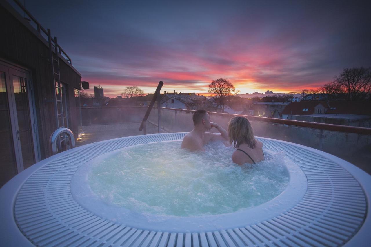 Johan Suites & Spa Kuressaare Bagian luar foto